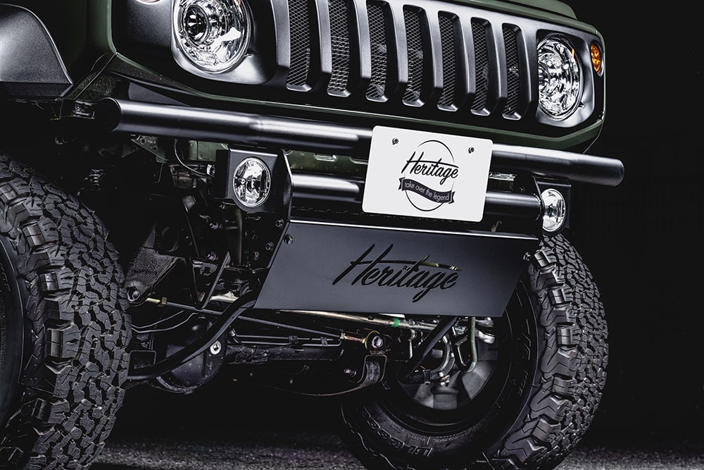 ジムニー・ジムニーシエラ 【JIMNY JB64 / 74W】｜カスタム・リフトアップ｜Heritage ヘリテージ KLC（ケーエルシー）｜ トラディショナルバンパー74 フロント ブラック JB74Wシエラ